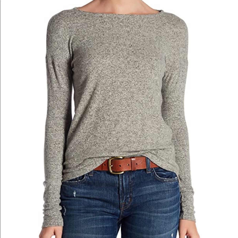 Coin 1804 Cut Out Back Long Sleeve Pullover